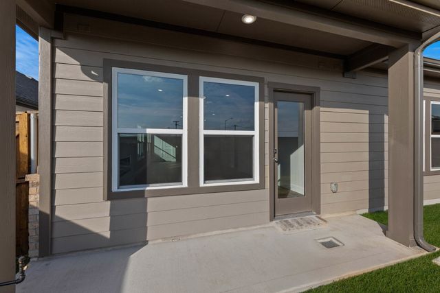 7317 Autumn Hill Drive, Denton, TX 76249