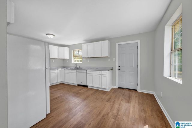 1324 19TH STREET SW, Birmingham, AL 35211