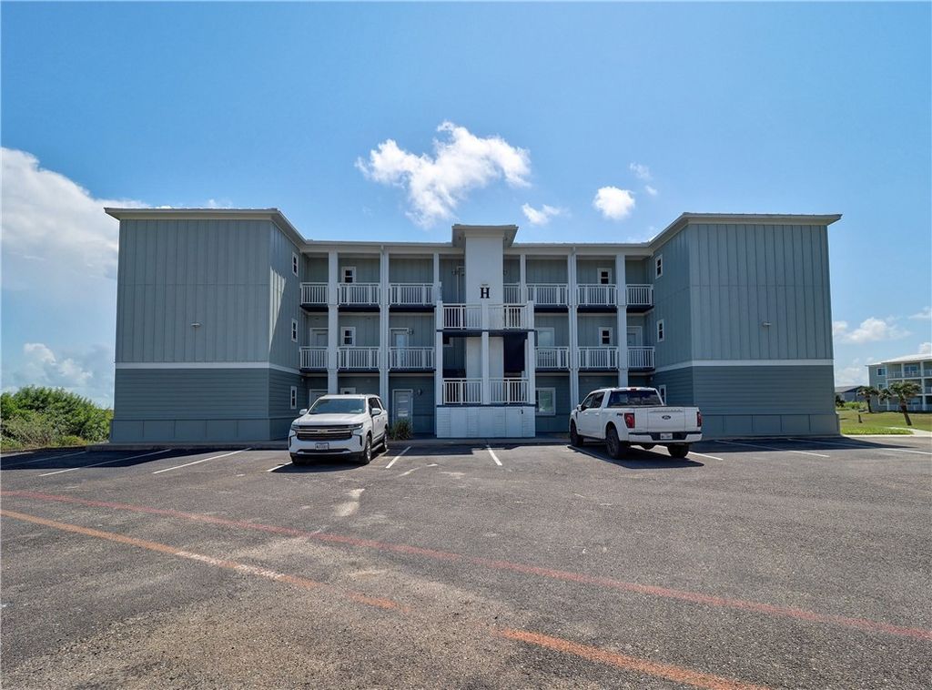1107 S 11th St 59, Port Aransas, TX 78373 — photo 2