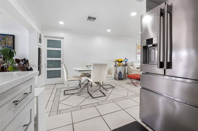 391 SE 16th Ave, Pompano Beach, FL 33060