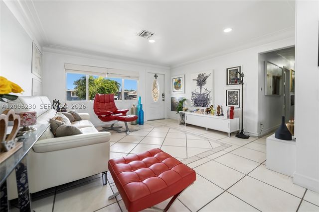 391 SE 16th Ave, Pompano Beach, FL 33060