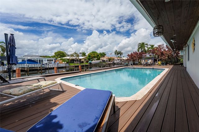 391 SE 16th Ave, Pompano Beach, FL 33060