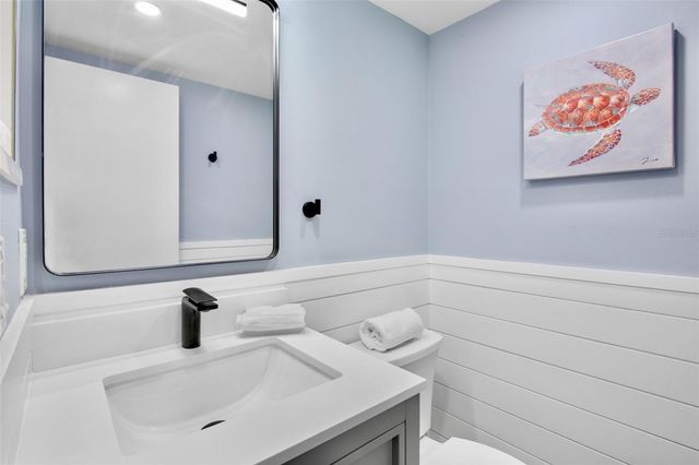 1600 COVE II PLACE 412, Sarasota, FL 34242