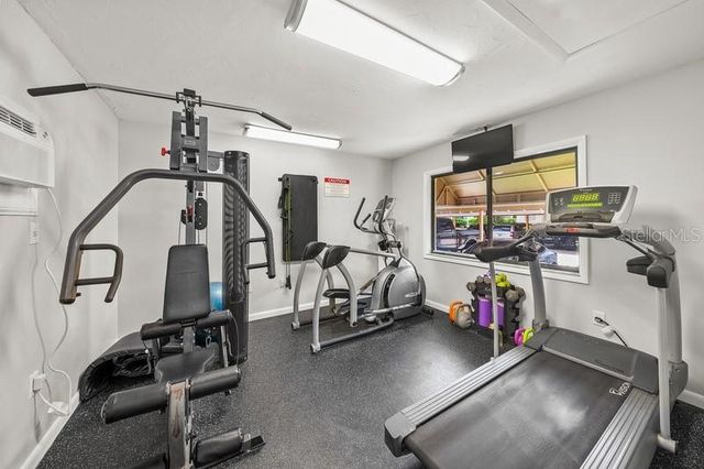 1600 COVE II PLACE 412, Sarasota, FL 34242