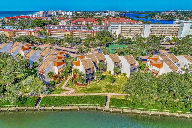 1600 COVE II PLACE 412, Sarasota, FL 34242