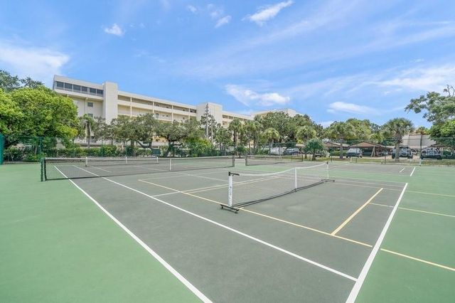 1600 COVE II PLACE 412, Sarasota, FL 34242