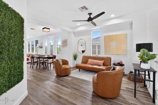 15221 N CLUBGATE Drive 2078, Scottsdale, AZ 85254