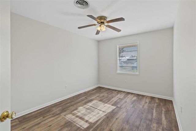 1233 Texas Street, Sulphur, LA 70663