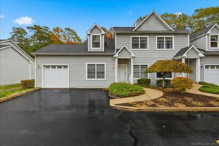 375 Allyn Street A4, Groton, CT 06355