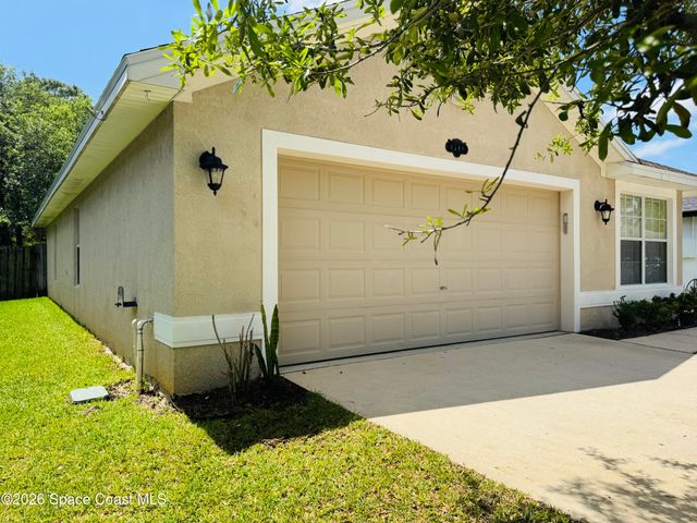 4388 Palladian Way, Melbourne, FL 32904