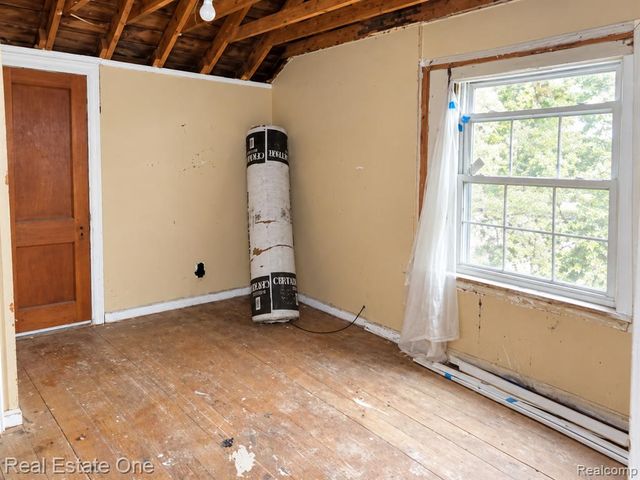 12105 Sanford Street, Detroit, MI 48205