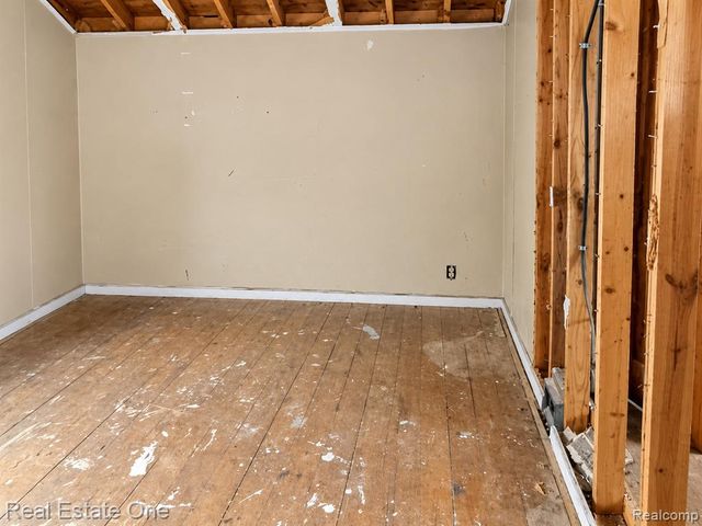 12105 Sanford Street, Detroit, MI 48205