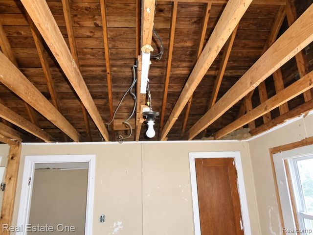 12105 Sanford Street, Detroit, MI 48205