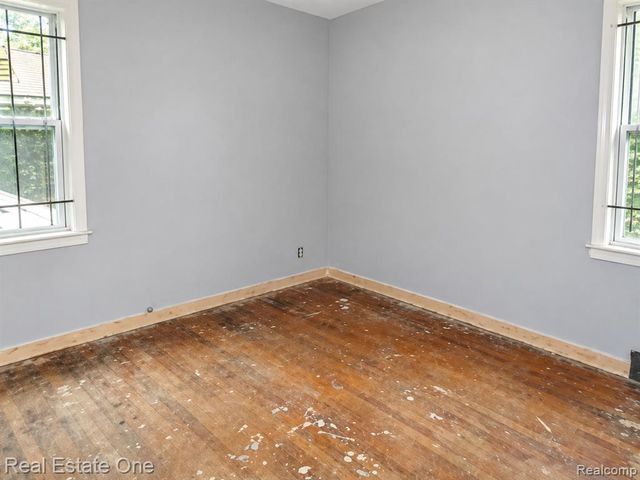 12105 Sanford Street, Detroit, MI 48205