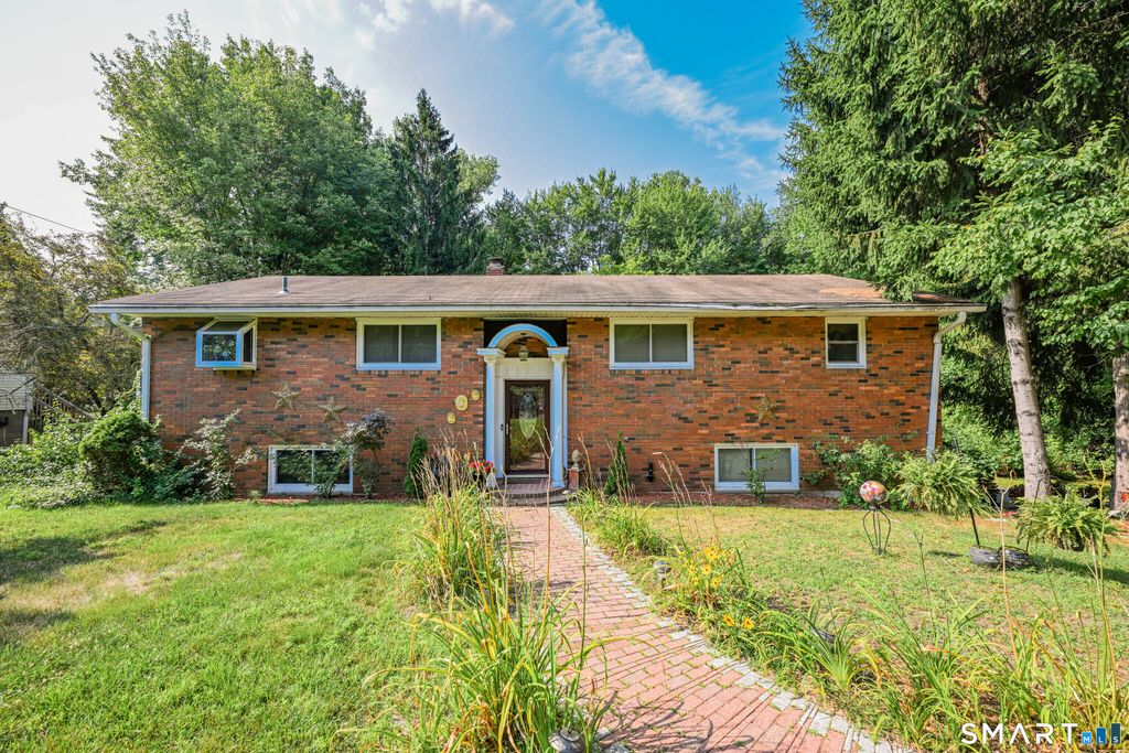 437 West Wolcott Avenue, Windsor, CT 06095