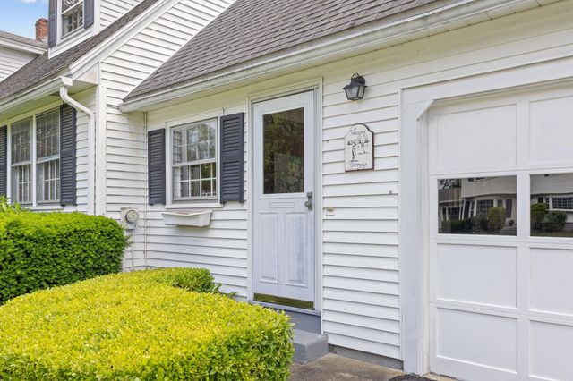 23 Massachusetts Drive, Nashua, NH 03060