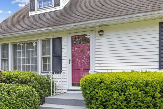 23 Massachusetts Drive, Nashua, NH 03060