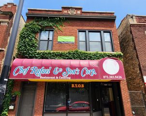 3816 W MONTROSE Avenue, Chicago, IL 60618
