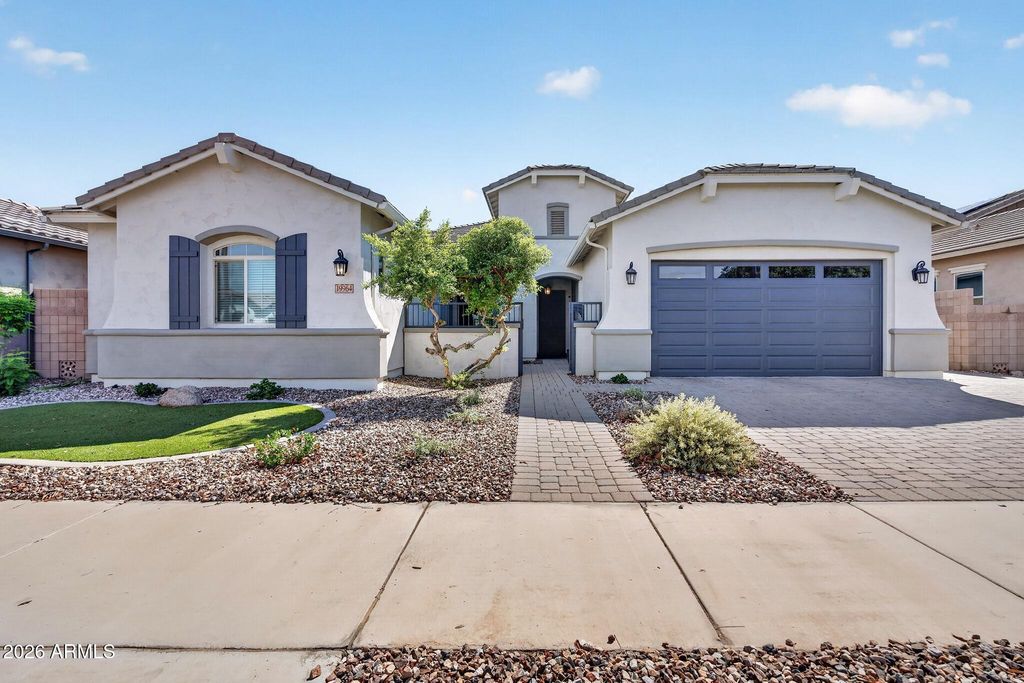 19964 S MESQUITE Drive, Queen Creek, AZ 85142 — exterior