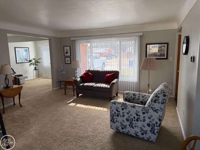 34639 Jerome Street, Chesterfield Twp, MI 48047