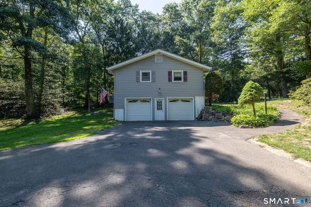 184 Franklin St Extension, Danbury, CT 06811