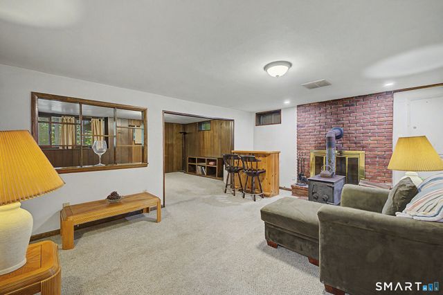 184 Franklin St Extension, Danbury, CT 06811
