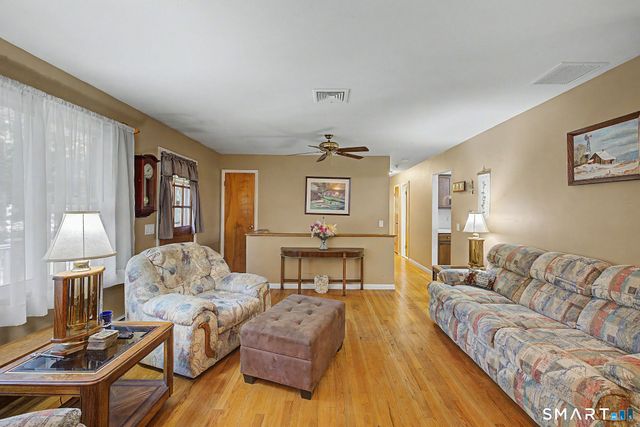 184 Franklin St Extension, Danbury, CT 06811