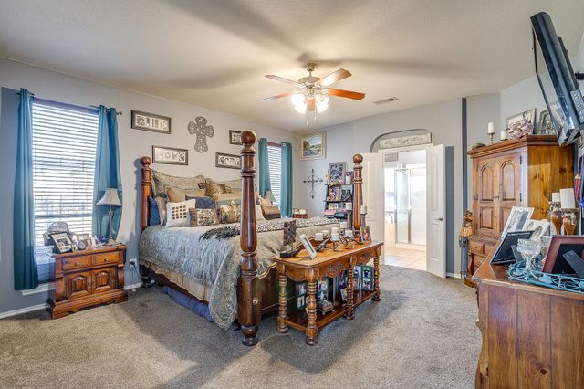 729 W Bend Boulevard, Burleson, TX 76028