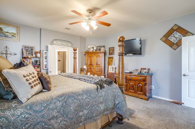 729 W Bend Boulevard, Burleson, TX 76028