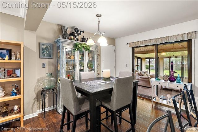 5788 Strathdon Way, Waterford Charter Township, MI 48327