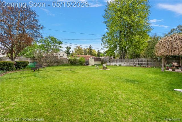 5788 Strathdon Way, Waterford Charter Township, MI 48327