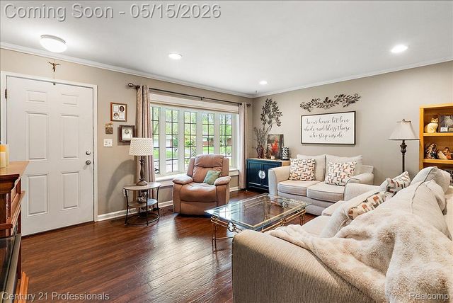5788 Strathdon Way, Waterford Charter Township, MI 48327