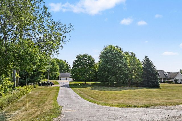1900 Oak Grove Road, Howell, MI 48855