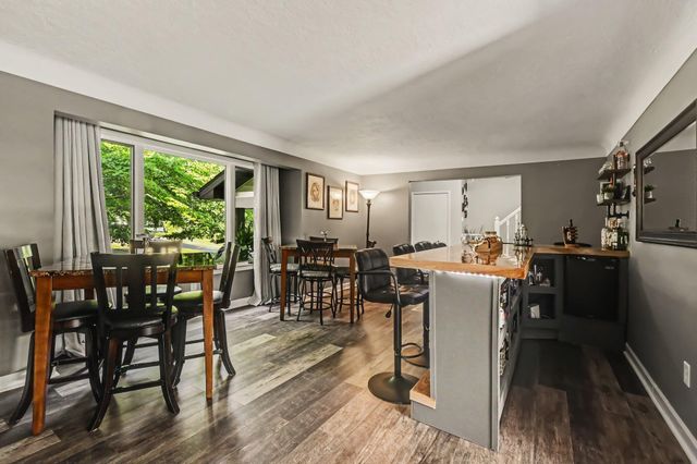 1900 Oak Grove Road, Howell, MI 48855