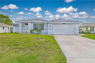 9232 Cypress DR N, Fort Myers, FL 33967