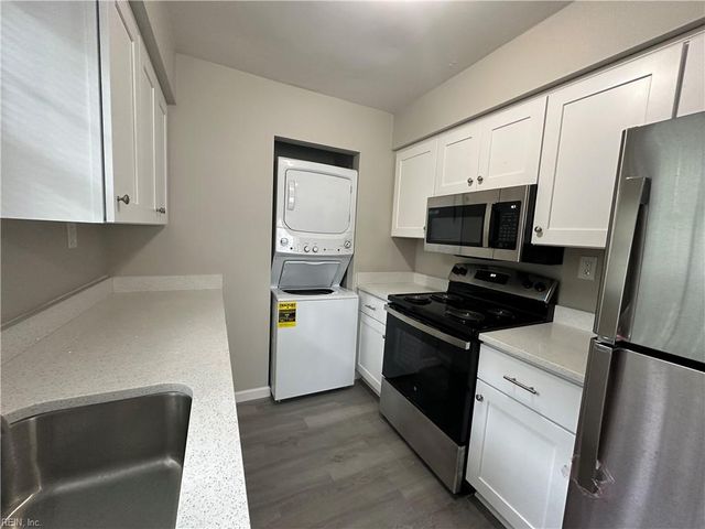 2626 Shore Dr # B, Virginia Beach, VA 23451