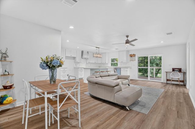7007 Clarke Drive, Lake Worth, TX 76135