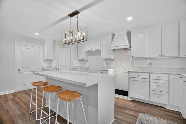 7007 Clarke Drive, Lake Worth, TX 76135