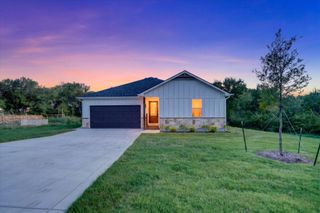 7007 Clarke Drive, Lake Worth, TX 76135