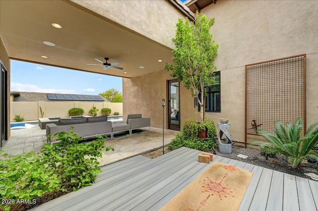 1352 E LA MIRADA Drive, Phoenix, AZ 85042