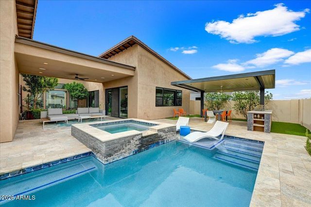 1352 E LA MIRADA Drive, Phoenix, AZ 85042