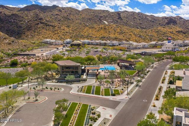 1352 E LA MIRADA Drive, Phoenix, AZ 85042