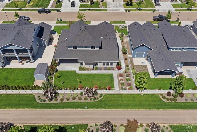 5437 W Philomena, Meridian, ID 83646