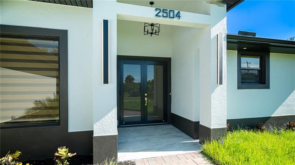 2504 52nd ST SW, LEHIGH ACRES, FL 33976 — photo 4