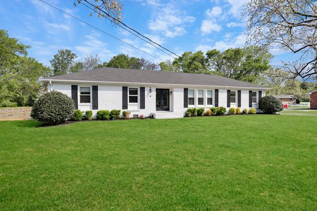 1136 Howell Dr, Franklin, TN 37069