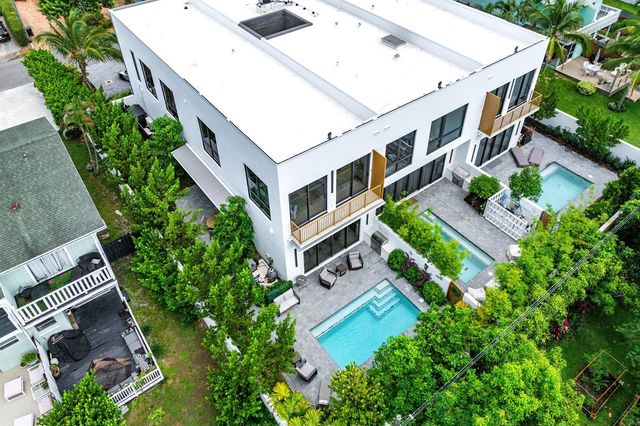 917 NE 8th Avenue, Delray Beach, FL 33483