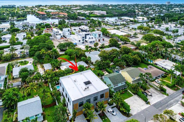 917 NE 8th Avenue, Delray Beach, FL 33483