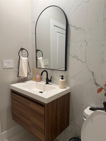 12742 SW 213th Ter, Miami, FL 33177