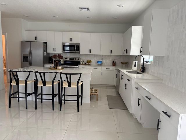 12742 SW 213th Ter, Miami, FL 33177