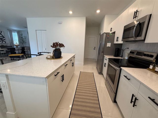 12742 SW 213th Ter, Miami, FL 33177